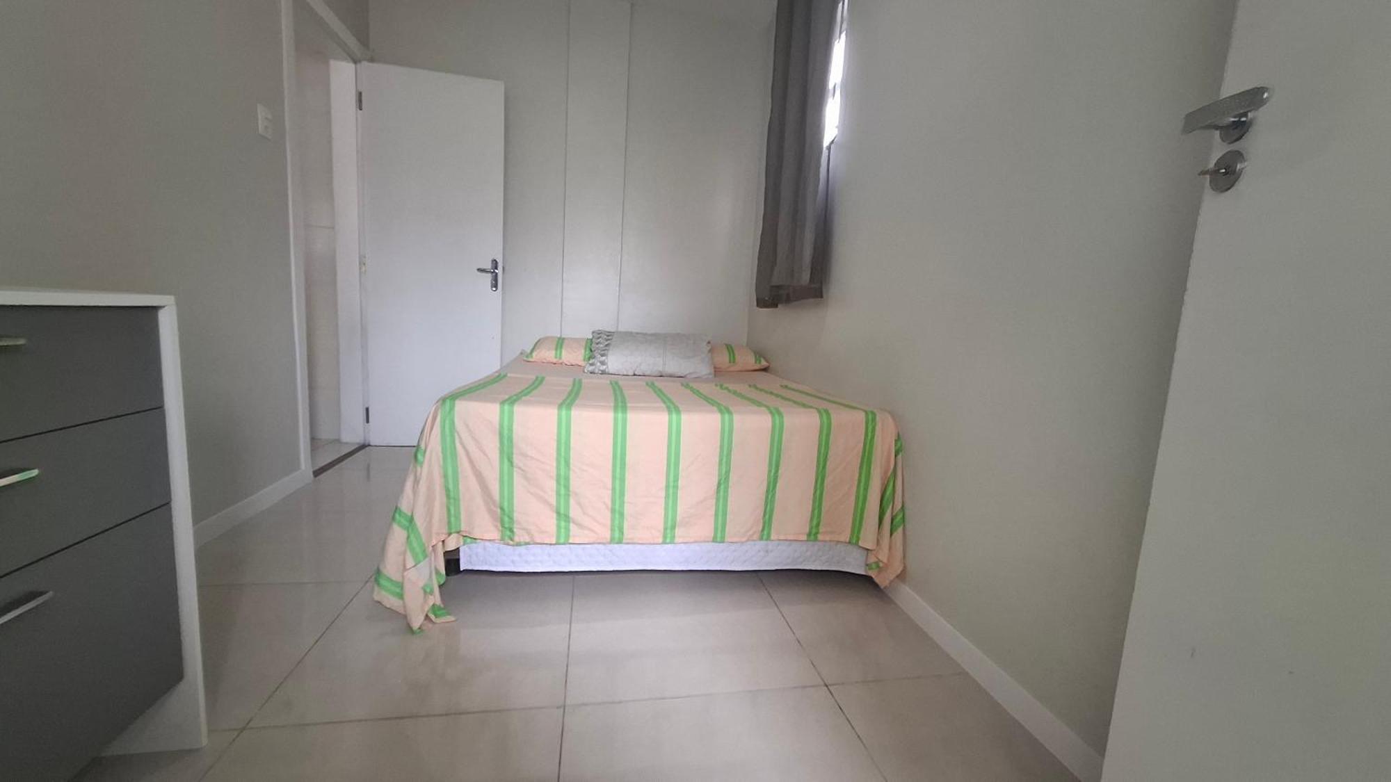 Ca01- Apto Na Quadra-mar Da Com Garagem * Balneario Camboriu